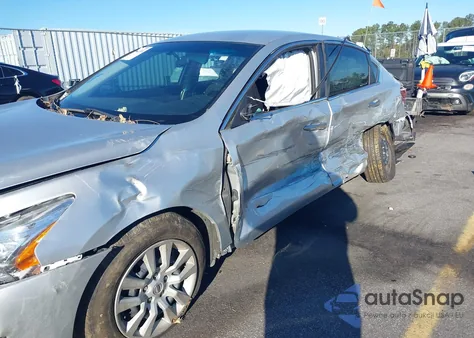 2015 Nissan Altima 2.5 S from USA, damaged, VIN 1N4AL3AP7FN375183